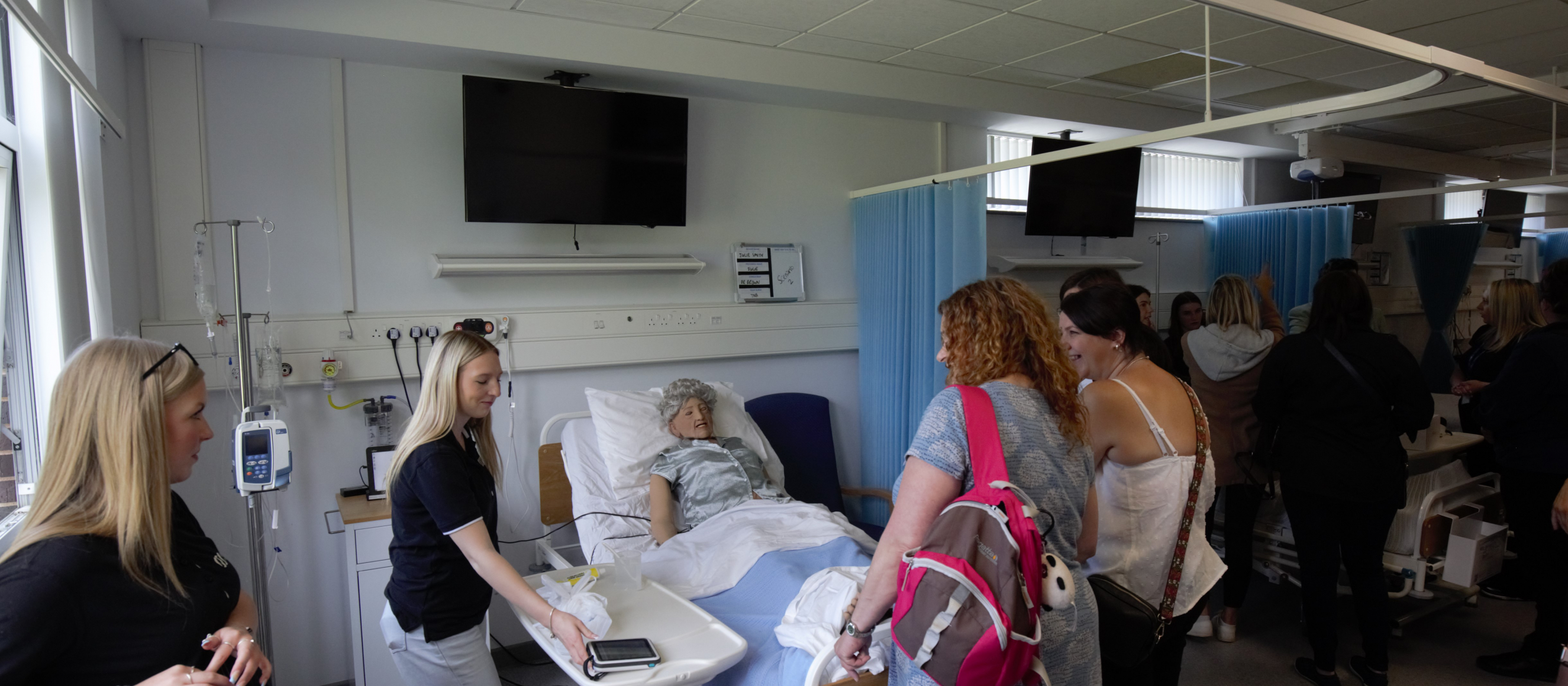 Learners and employers in simulation suite.