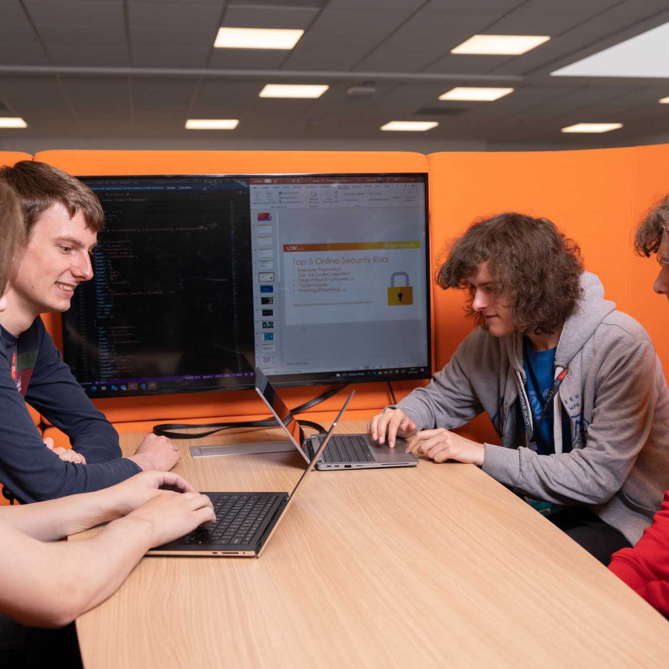 applied computing learners round computer