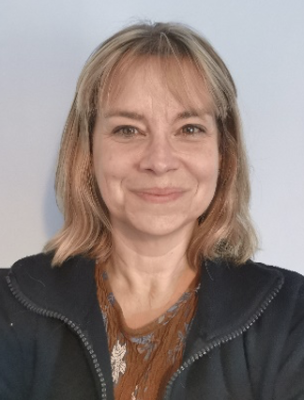 Liz's headshot